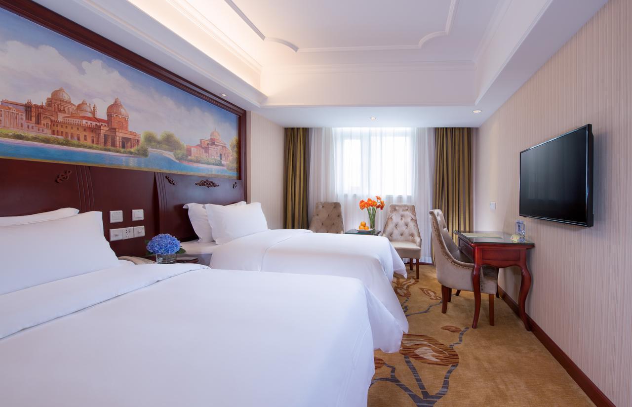 Vienna International Hotel Shenzhen Diwang South Bao'An Road Exterior photo
