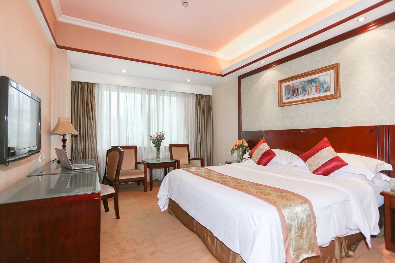 Vienna International Hotel Shenzhen Diwang South Bao'An Road Exterior photo